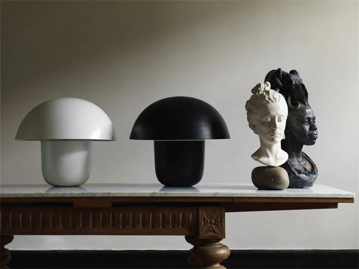 MUSHROOM LAMP - BLACK SMALL