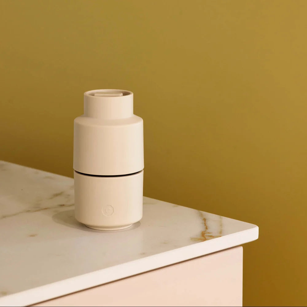 CRUSHGRIND SALT / PEPPER GRINDER : GARLIC