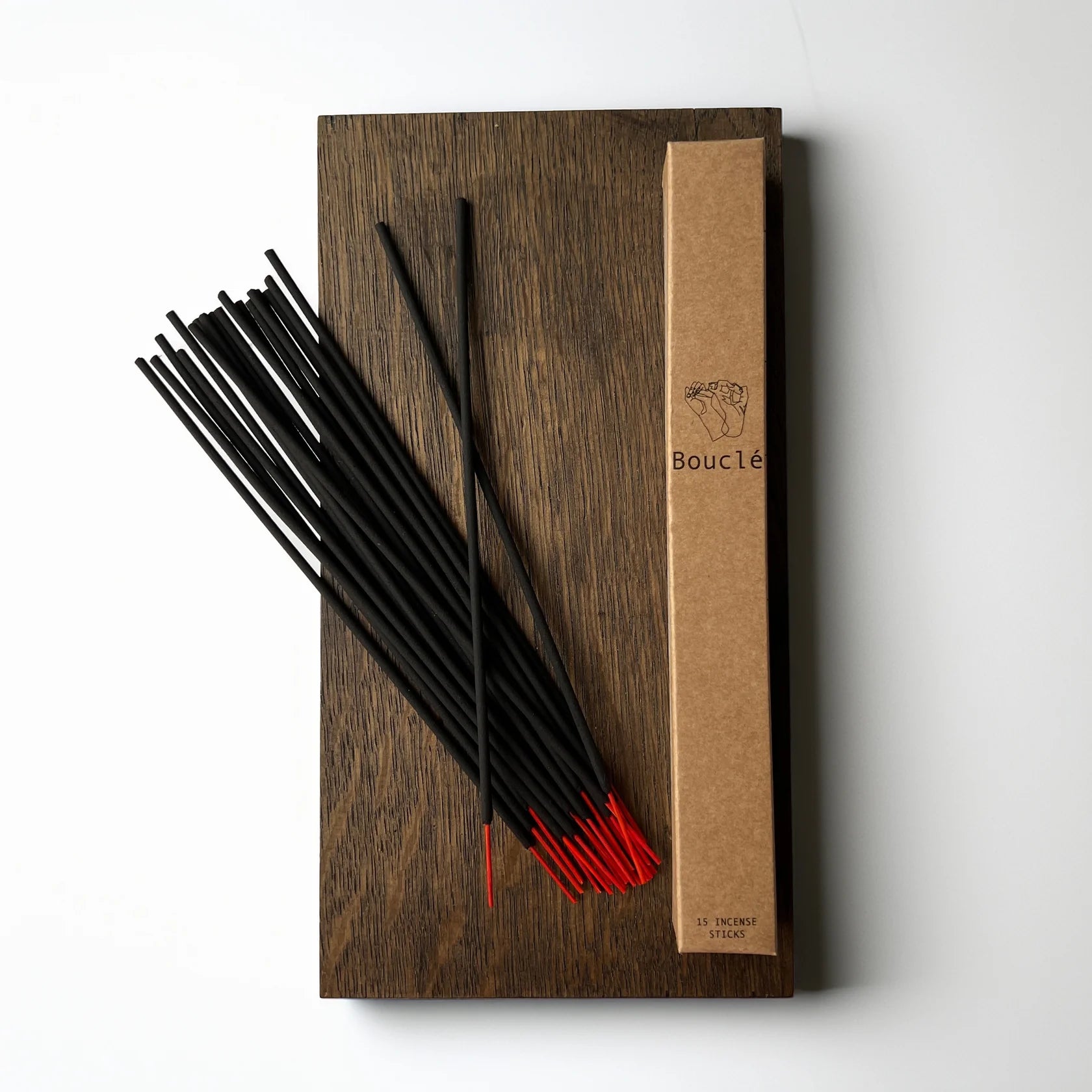 BOUCLE OUD & CEDAR INCENSE STICKS