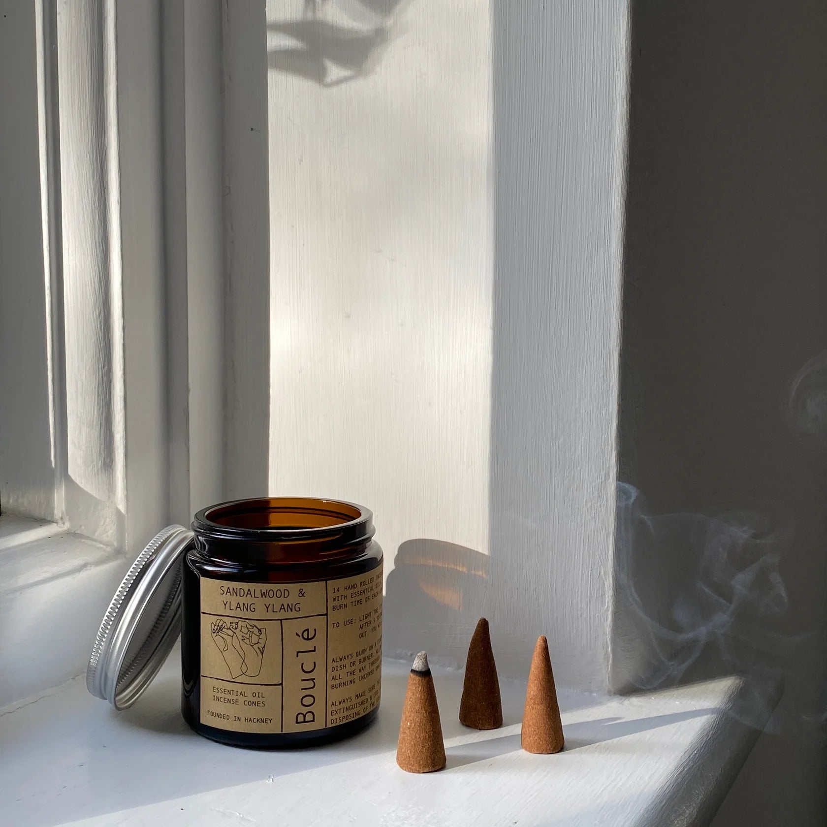 BOUCLE SANDLEWOOD & YLANG YLANG INCENSE CONES