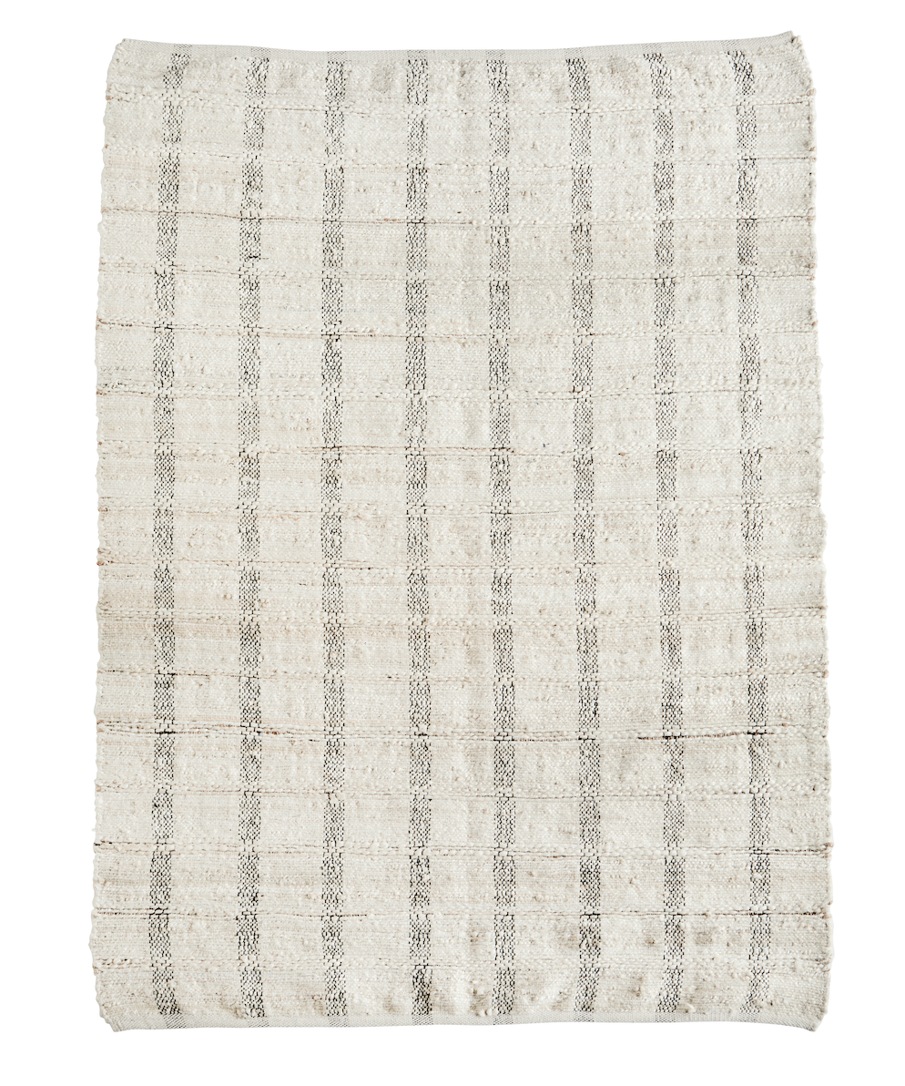 HANDWOVEN JUTE RUG