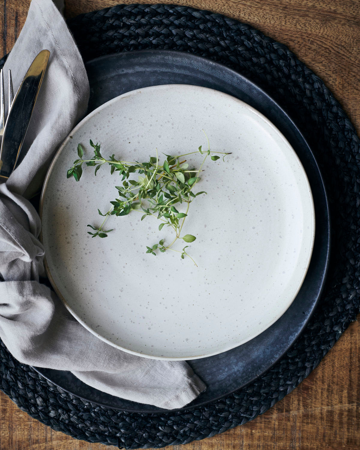 WHITE SPECKLED SIDE PLATE