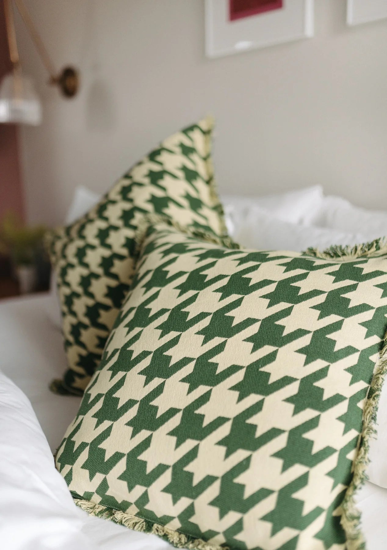 COTTON CUSHION - GREEN HOUNDSTOOTH